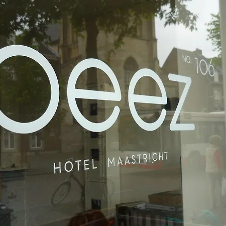 Отель Beez Маастрихт