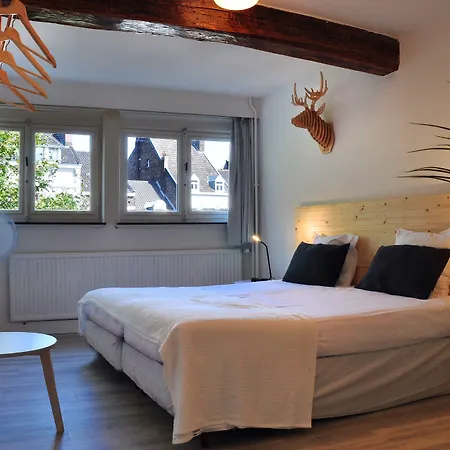 Beez 2* Маастрихт