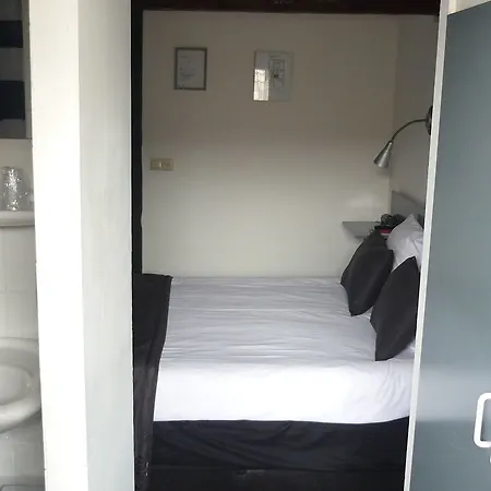 Hotel Beez