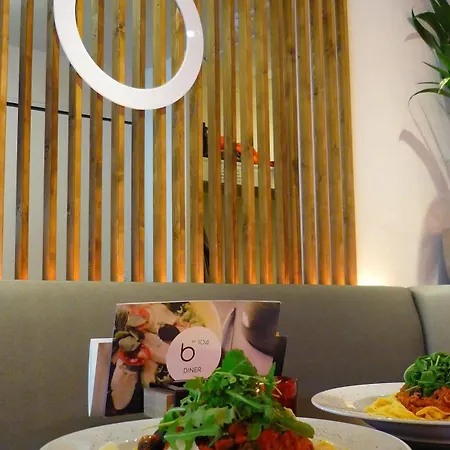 Beez 2* Маастрихт